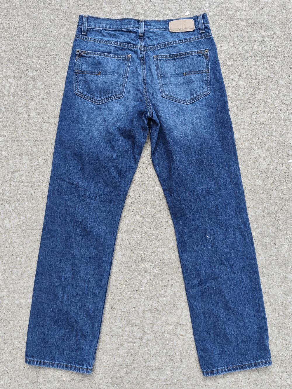 Calvin Klein Jeans Mens 30x31 Relaxed Straight Medium Dark Wash Blue 100% Cotton